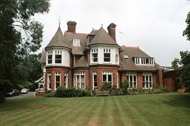 Hillcroft College, Surbiton provides residential adult education for women. Providing an alternative for those not able to go to University, the Working Women’s College, Beckenham, 1919, moved to ‘The Gables’ in 1926. The house was originally designed for Wilberforce Bryant of Bryant & May, match manufacturers. The family left the house in 1888 after the scandal of the exploitation of their women workers. © Paul Woolterton (2007) Source Historic England.NMR.