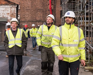 Roofers undertaking a 2 day course, the Level 3 Award in Understanding Repair and Maintenance of Traditional pre-1919 buildings, took the opportunity to have a tour of works in progress on site.